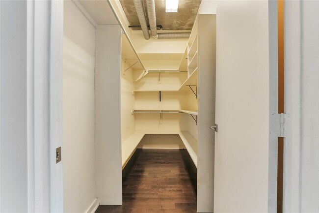 Photo - 2000 Bagby St Unit 2401
