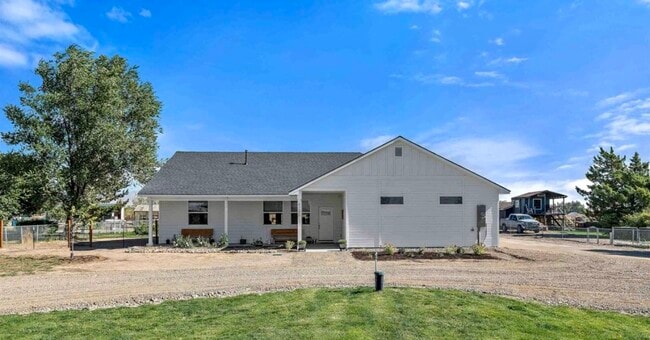 Photo - 4280 NE Alexander Way