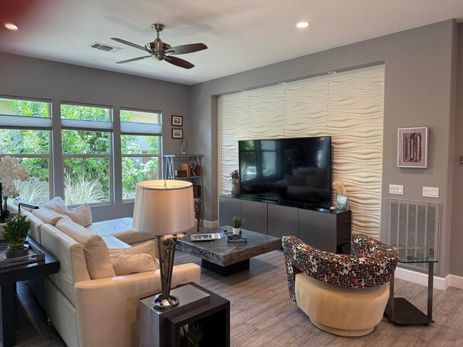 Building Photo - 51049 Doubletree Ct Rental