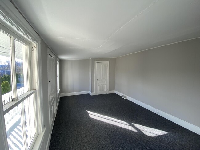 Photo - 1340 W College Ave