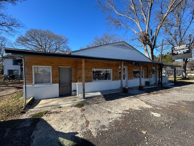 Photo - Barry- 1330 Unit A