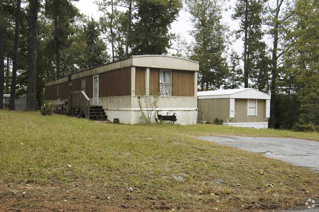 Photo - Pinebrook Mobile Home Community