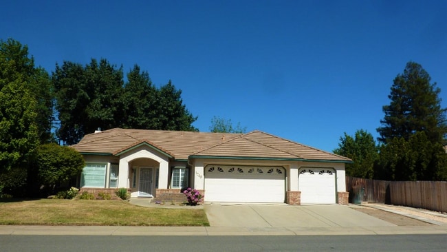 Building Photo - 1749 Independence Dr Rental