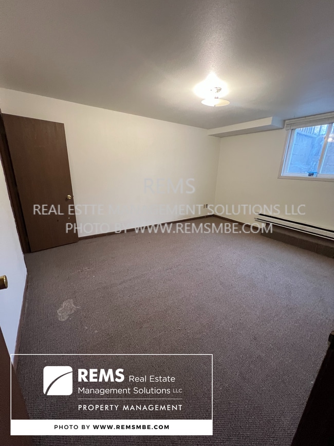 Photo - 1110 Grand Ave Unit 9