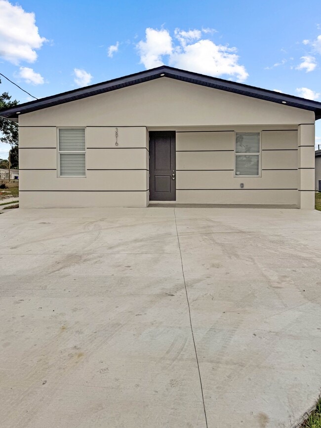 Building Photo - 3816 Ballard Rd