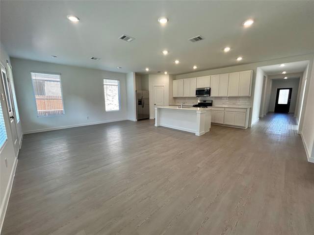 443 Ridge Dr