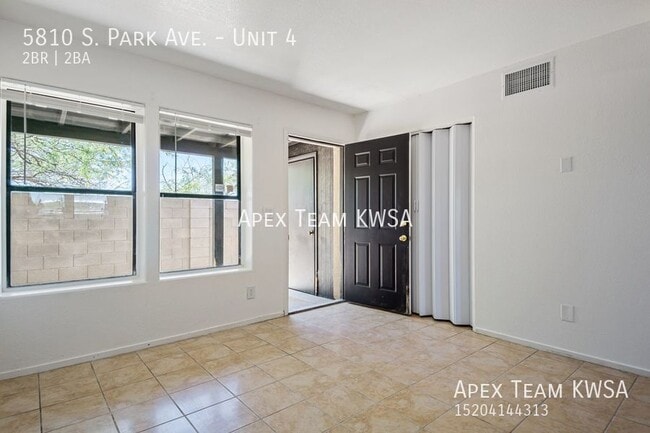 5810 S Park Ave Unit 4