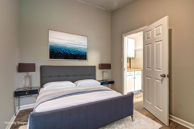 Photo - 129 Lester Rd NW Unidad Room # 4