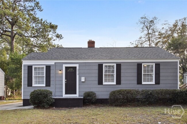 Building Photo - 2215 Greenwood St