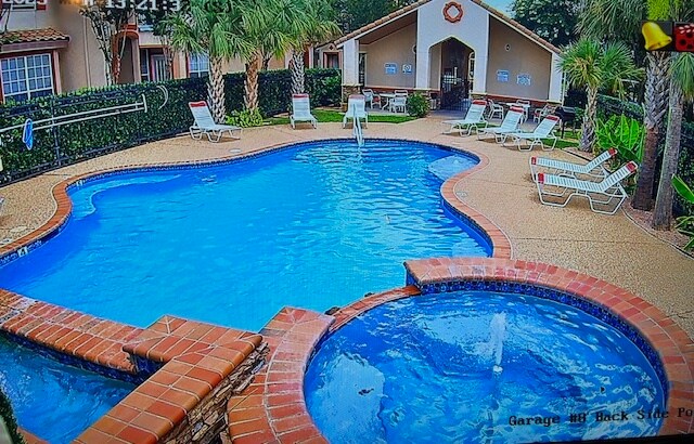 Resort Style Swimming Pool