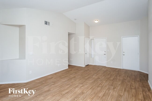 Photo - 4600 W La Madre Way
