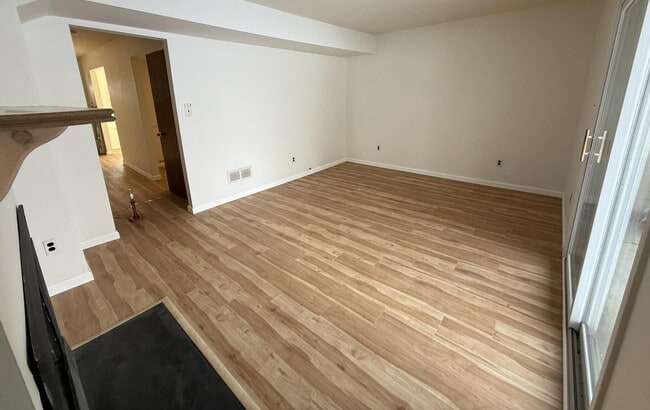 Photo - 3103 Ruby Dr