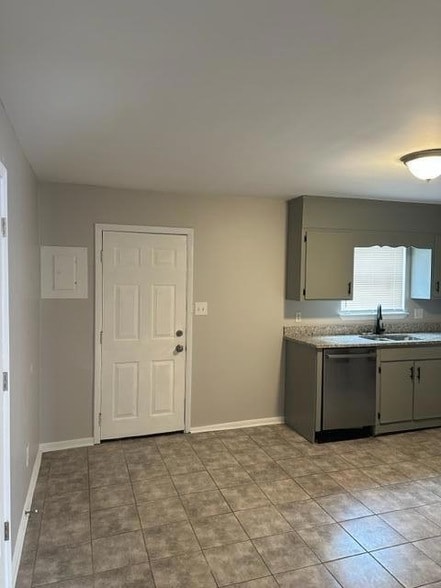 Photo - 4100 N Ocoee St