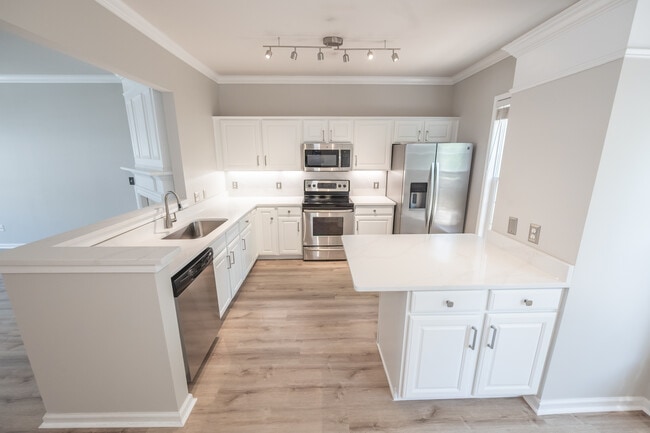 Photo - Room in Townhome on Duvalla Ave