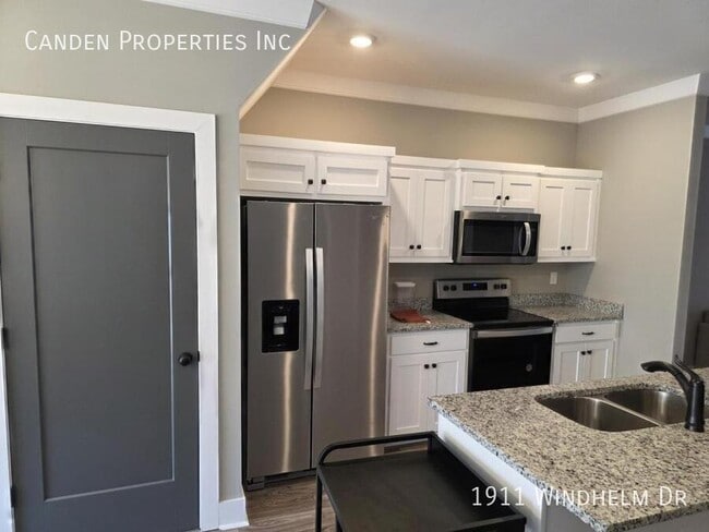 Photo - 1911 Windhelm Dr