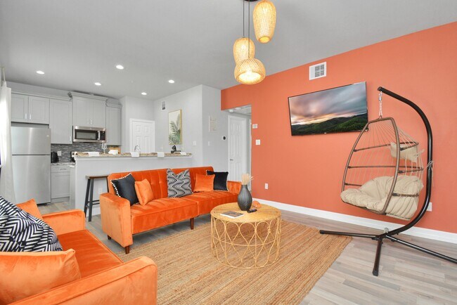 Photo - 7823 Gladstone St Unidad B1