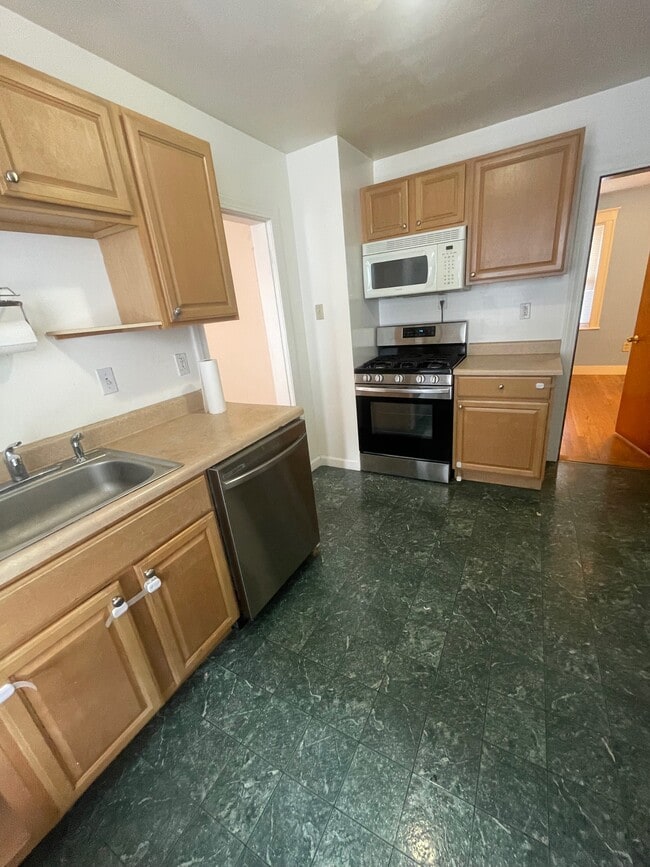 Photo - 161 Albion St Apartments Unit 2