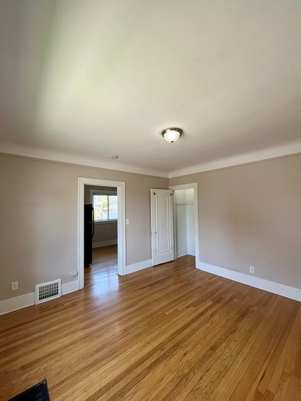 Photo - 162 Labadie St