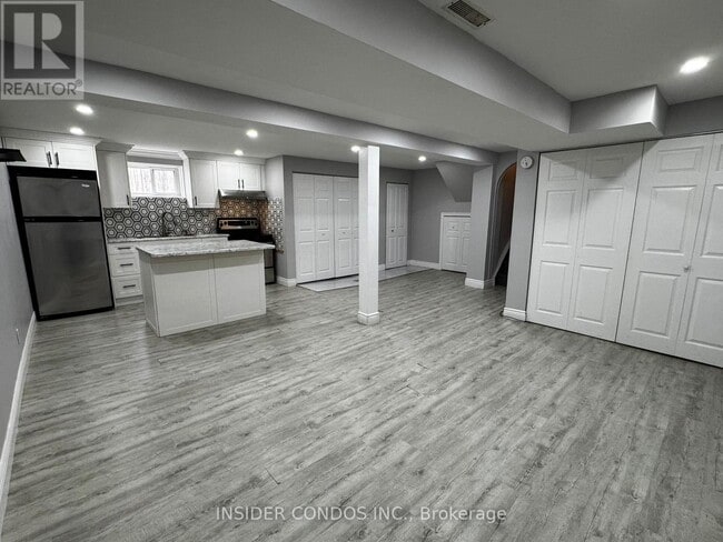 Photo - 49 Doncaster Dr