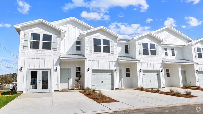 Building Photo - 4021 Blue Water Dr Rental