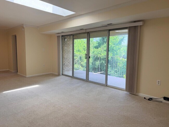 2839 Kalmia Lee Ct Unit A-301