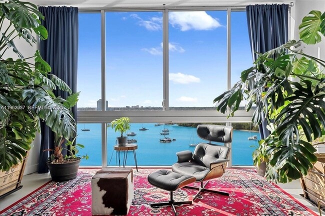 Building Photo - 7934 West Dr Unit 901