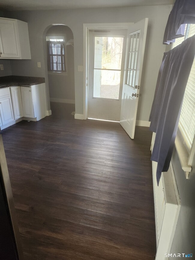 Photo - 75 Judson Pl