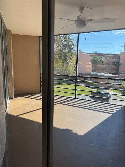 Photo - 3100 N Pine Island Rd Unidad 301