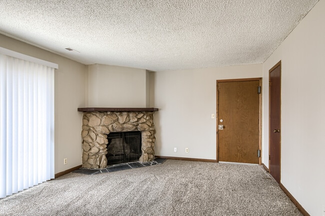 2635 N 42nd St Unit 2