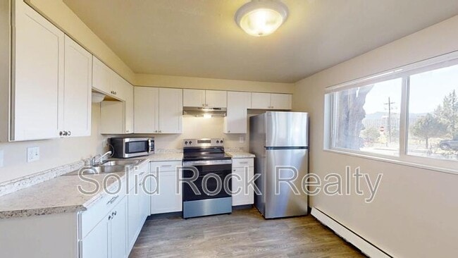 Photo - 335 Ruskin Dr Unidad A