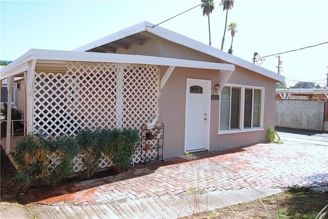 frente de la casa - 6818 Rhea Ave