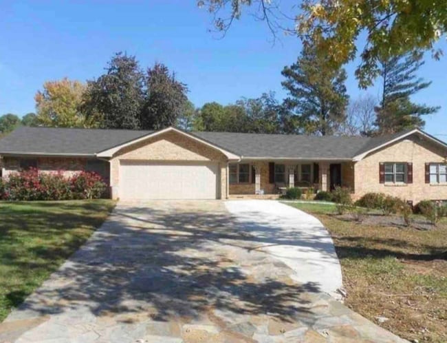 Photo - 2840 Bonanza Dr House