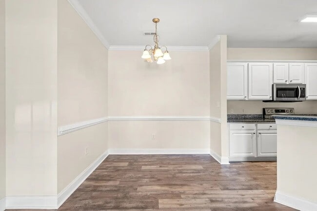 Photo - 2057 Silvercrest Dr Unit 12B