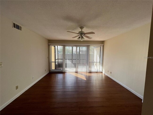 Photo - 40 Club House Dr Unidad 106