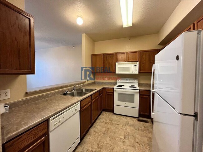 Photo - 9758 Laredo St.