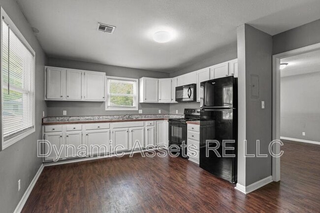 Building Photo - 1914 John F Kennedy St Unit A