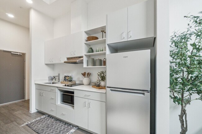 Photo - Koz at Othello Station