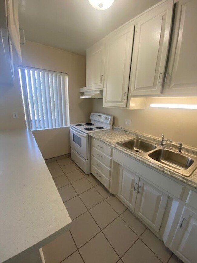 Photo - Sleepy Hollow Apartments