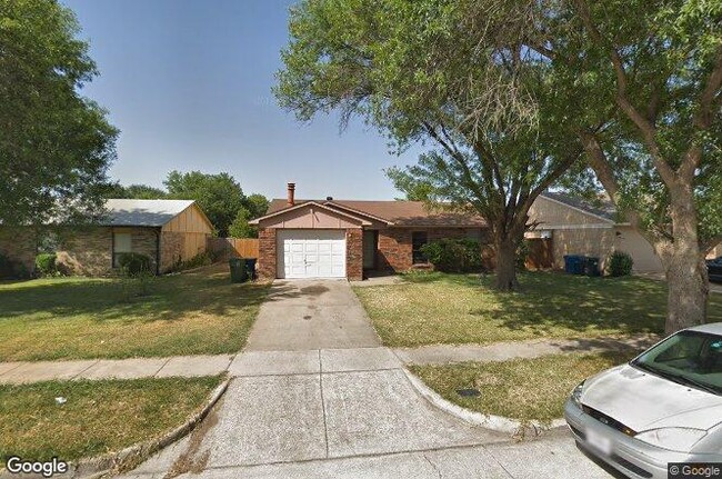 Building Photo - 5301 Gibson Dr Rental