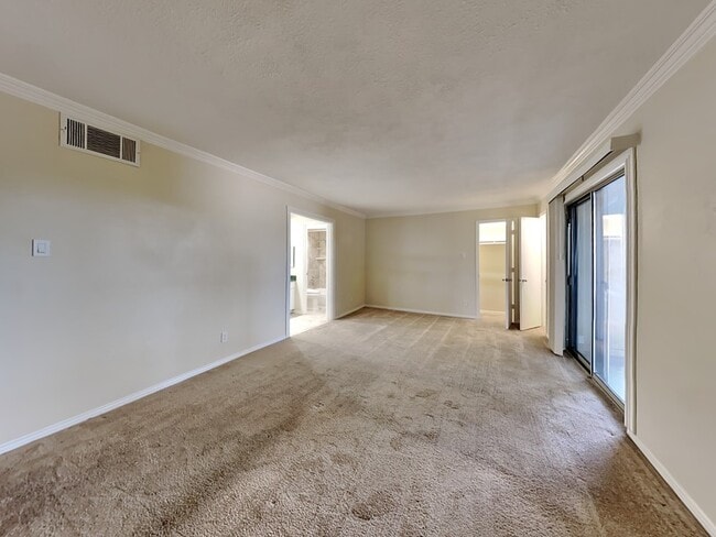 Photo - 2907 Shelby Ave