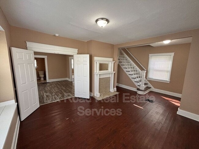 Photo - 209 N Grimes St