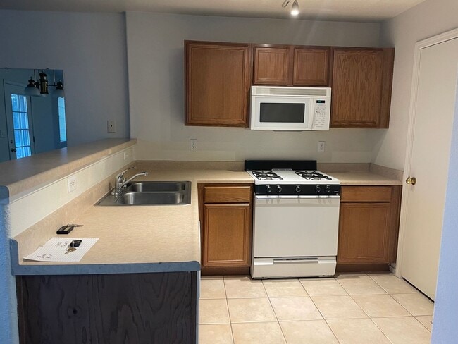 Photo - Great Sparks Townhouse!