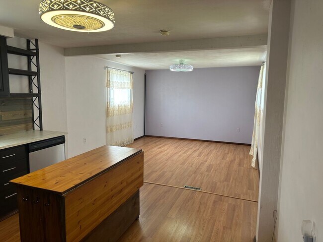 Photo - 2 Bedrooms 1 bath home for RENT