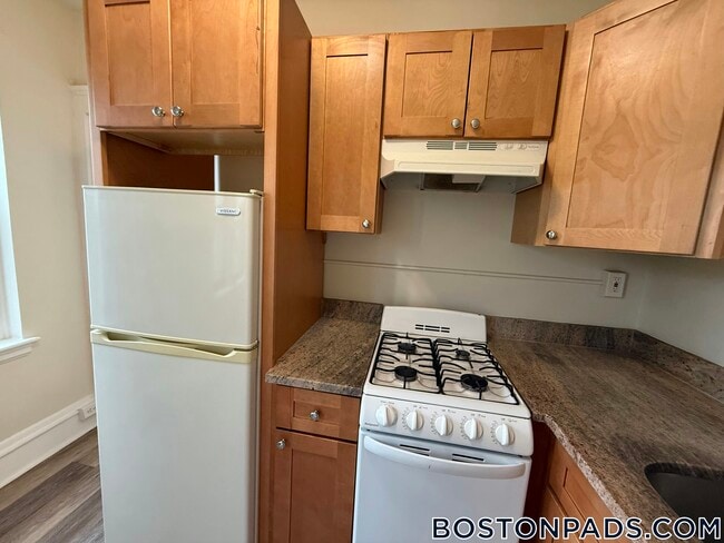 Photo - 349 Pleasant St Unidad B1-24