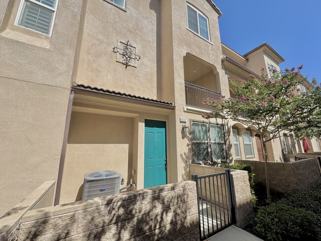 Building Photo - 6332 Planetary Rd Rental