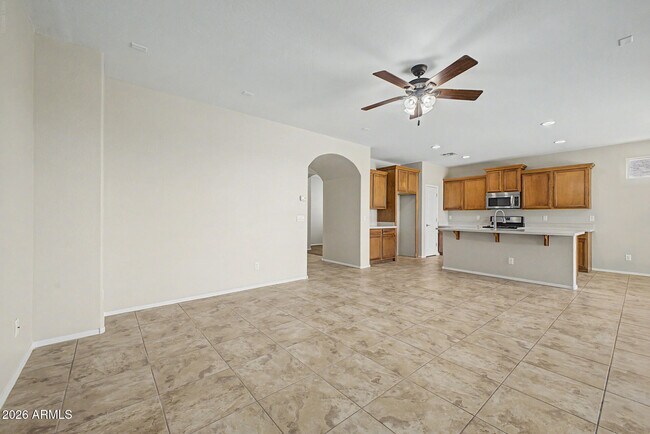 Photo - 319 S 197th Ave