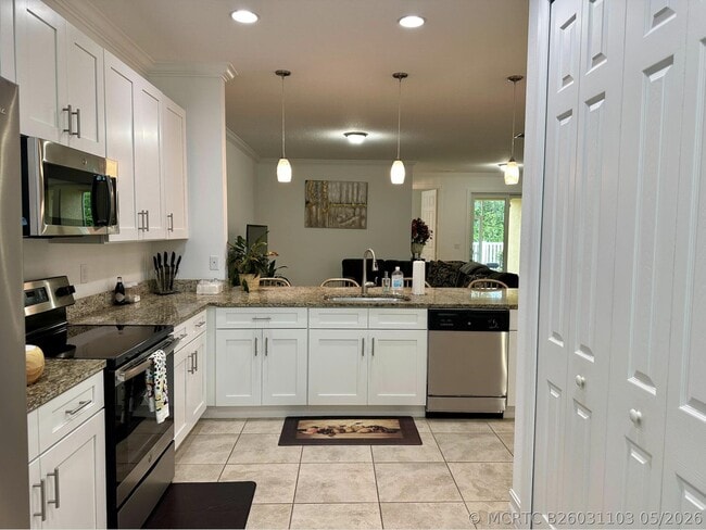 Photo - 6112 NW Cullen Way