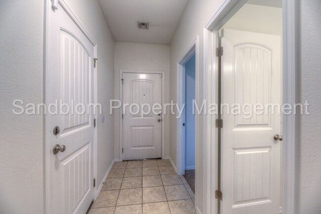 Photo - FOR LEASE | Jenks | Available Now!