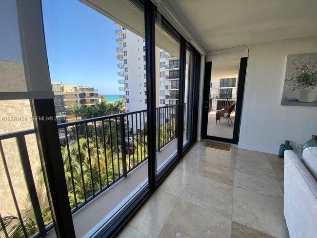 Building Photo - 2101 S Ocean Dr Unit 501