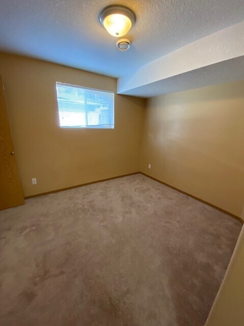 9304-998a 98a Ave